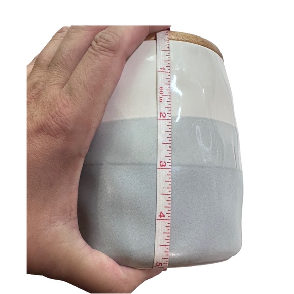 DOWAN Kitchen Canister for Countertop, Ceramic Food Storage Jar 27 Fl Oz  (New) - Picture 5 of 10